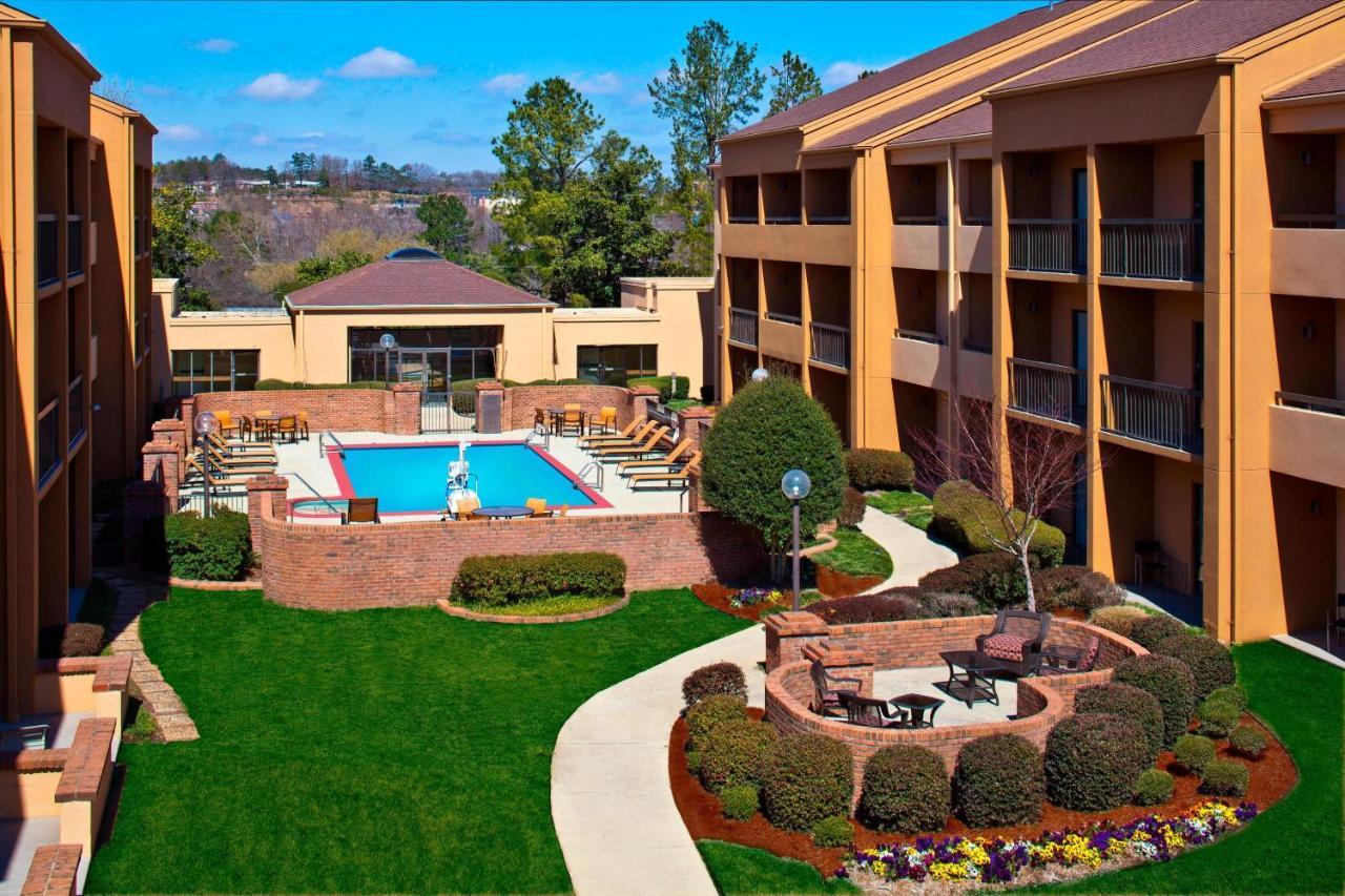 Courtyard By Marriott Little Rock West Hotel Exterior photo