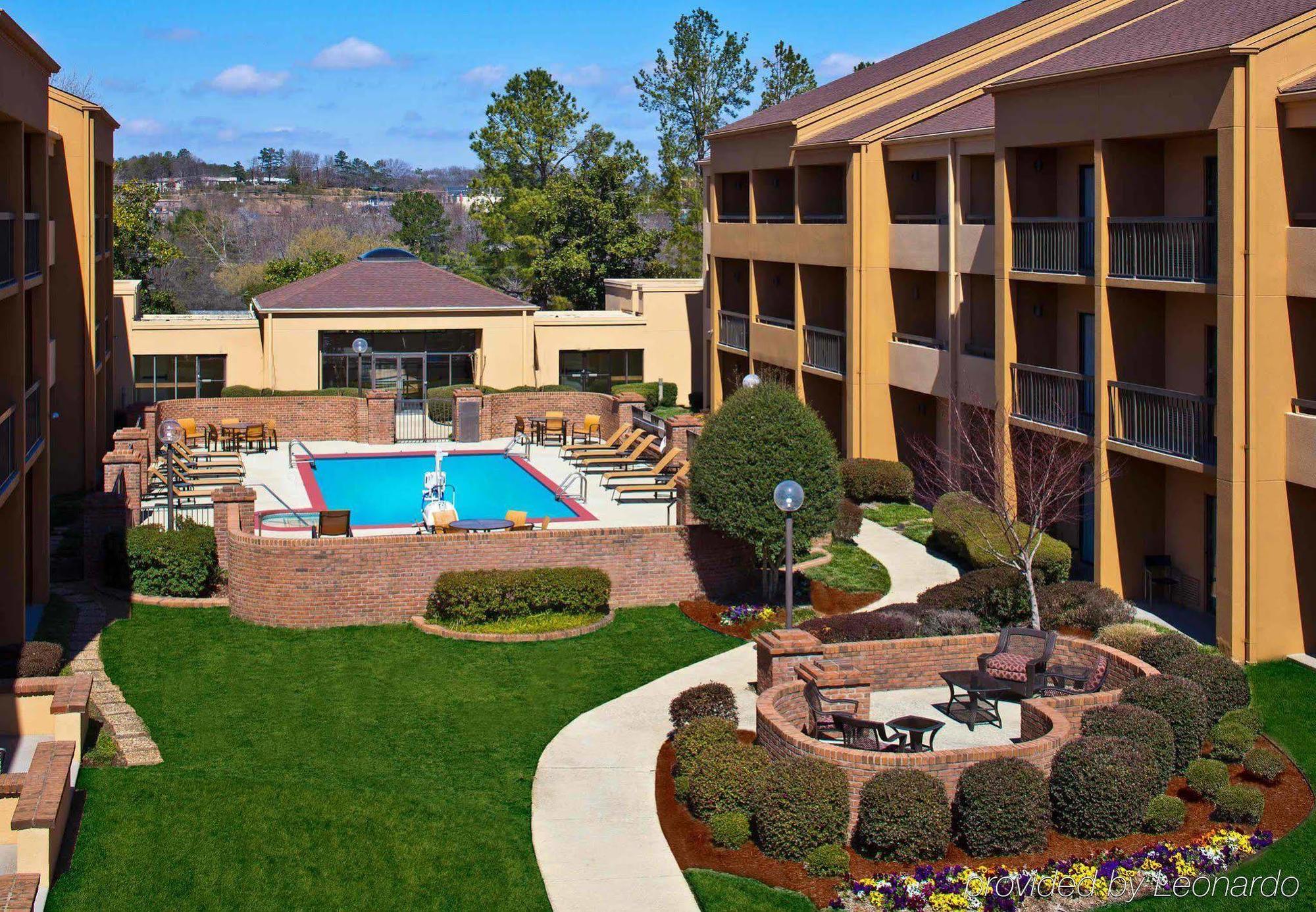 Courtyard By Marriott Little Rock West Hotel Exterior photo